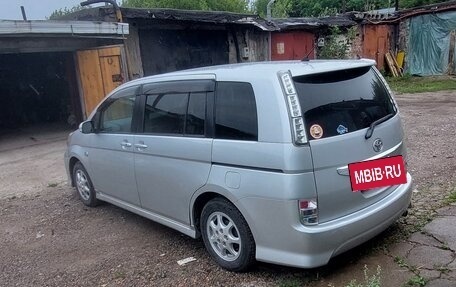 Toyota ISis I, 2011 год, 1 400 000 рублей, 5 фотография