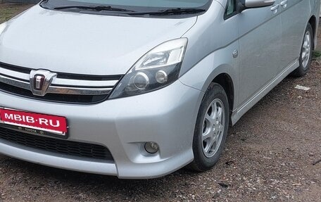 Toyota ISis I, 2011 год, 1 400 000 рублей, 2 фотография