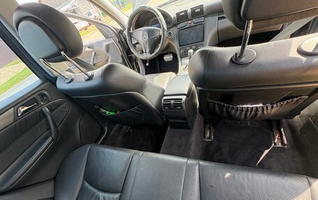 Mercedes-Benz C-Класс, 2004 год, 570 000 рублей, 4 фотография