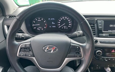Hyundai Solaris II рестайлинг, 2018 год, 850 000 рублей, 6 фотография