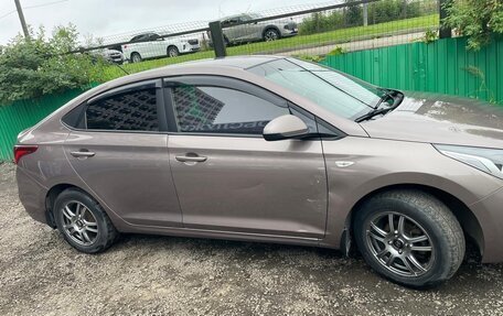 Hyundai Solaris II рестайлинг, 2018 год, 850 000 рублей, 10 фотография