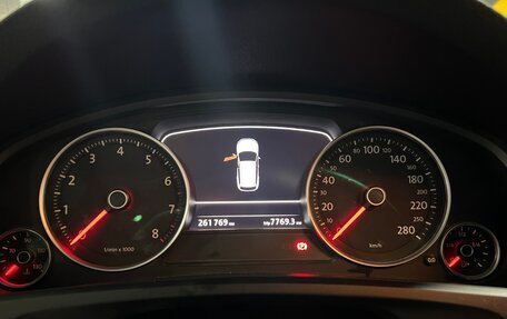 Volkswagen Touareg III, 2011 год, 1 900 000 рублей, 6 фотография