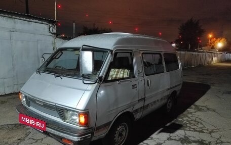 Toyota Town Ace I, 1981 год, 180 000 рублей, 2 фотография