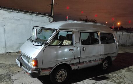 Toyota Town Ace I, 1981 год, 180 000 рублей, 3 фотография
