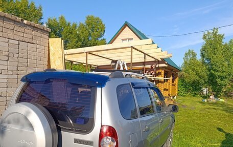 Chevrolet Niva I рестайлинг, 2011 год, 540 000 рублей, 8 фотография