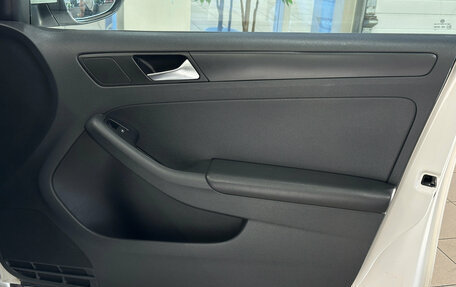 Volkswagen Jetta VI, 2015 год, 950 000 рублей, 16 фотография