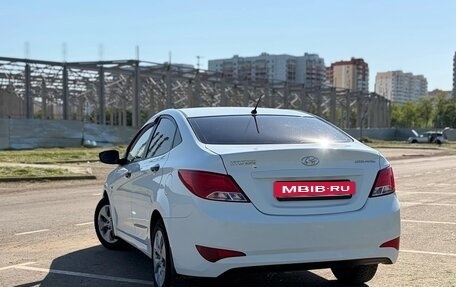 Hyundai Solaris II рестайлинг, 2015 год, 900 000 рублей, 7 фотография