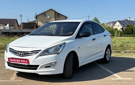 Hyundai Solaris II рестайлинг, 2015 год, 900 000 рублей, 6 фотография