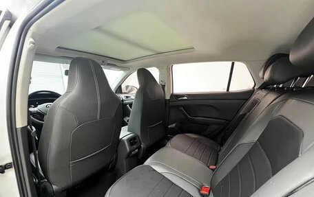 Volkswagen T-Cross I, 2022 год, 1 985 000 рублей, 12 фотография