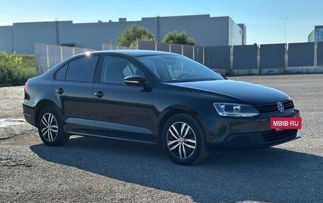 Volkswagen Jetta VI, 2014 год, 870 000 рублей, 2 фотография