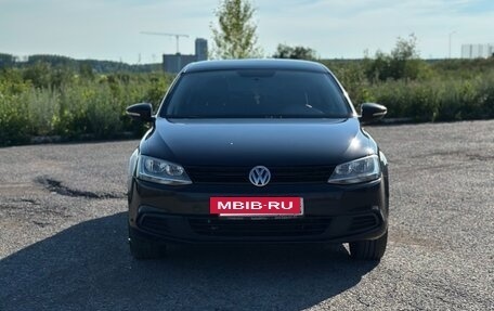 Volkswagen Jetta VI, 2014 год, 870 000 рублей, 3 фотография
