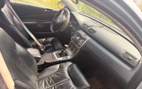 Volkswagen Passat B6, 2005 год, 340 000 рублей, 8 фотография