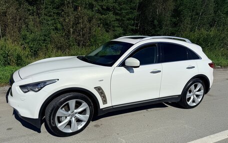 Infiniti FX II, 2012 год, 2 070 000 рублей, 3 фотография