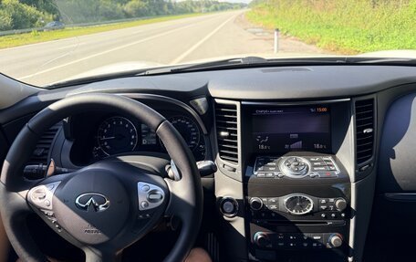 Infiniti FX II, 2012 год, 2 070 000 рублей, 11 фотография