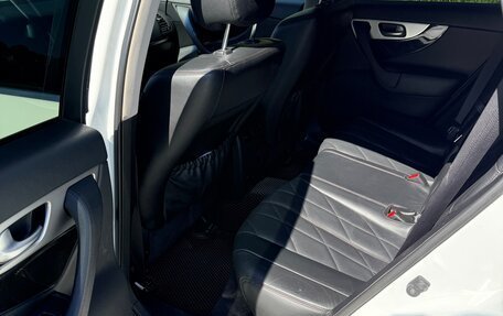 Infiniti FX II, 2012 год, 2 070 000 рублей, 17 фотография