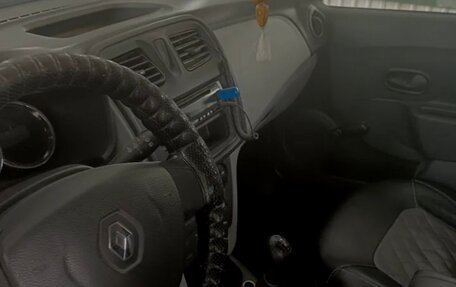 Renault Sandero II рестайлинг, 2015 год, 615 000 рублей, 4 фотография