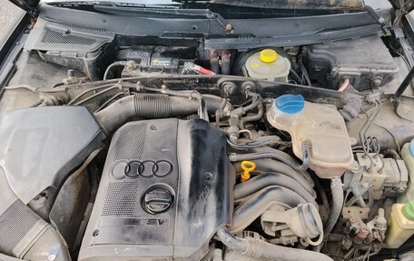 Audi A4, 2000 год, 230 000 рублей, 28 фотография
