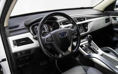 Geely Atlas I, 2021 год, 1 800 000 рублей, 10 фотография