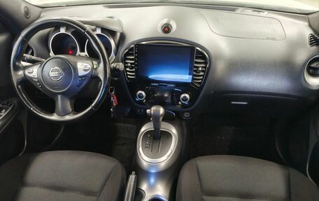 Nissan Juke II, 2014 год, 910 000 рублей, 9 фотография