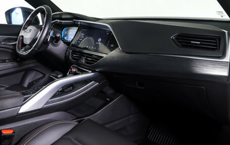 Geely Tugella FY11, 2023 год, 2 745 000 рублей, 11 фотография