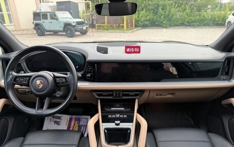 Porsche Cayenne III, 2023 год, 11 300 000 рублей, 2 фотография