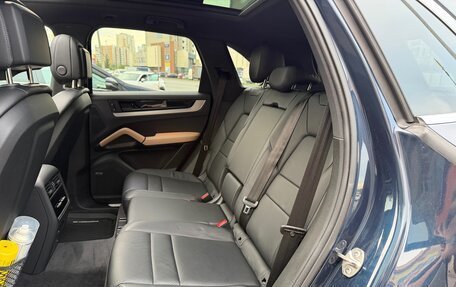 Porsche Cayenne III, 2023 год, 11 300 000 рублей, 21 фотография
