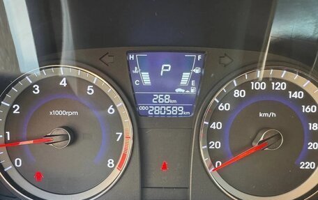 Hyundai Solaris II рестайлинг, 2012 год, 555 000 рублей, 5 фотография