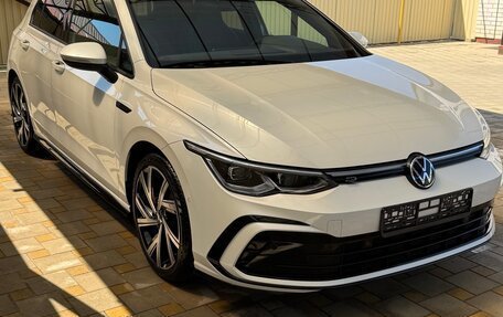 Volkswagen Golf VIII, 2022 год, 2 600 000 рублей, 1 фотография
