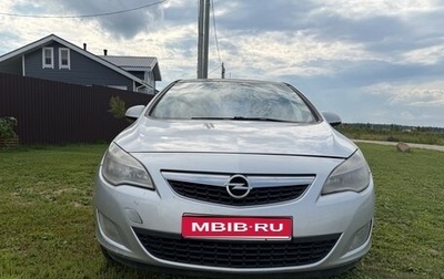 Opel Astra J, 2011 год, 515 000 рублей, 1 фотография