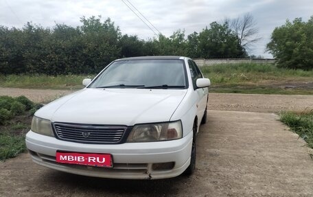 Nissan Bluebird XI, 2001 год, 245 000 рублей, 1 фотография