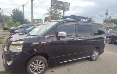 Toyota Voxy II, 2012 год, 1 420 000 рублей, 8 фотография