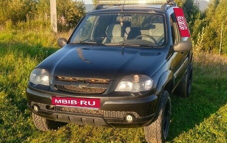 Chevrolet Niva I рестайлинг, 2003 год, 330 000 рублей, 6 фотография
