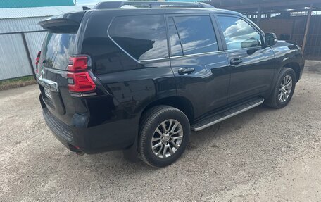 Toyota Land Cruiser Prado 150 рестайлинг 2, 2020 год, 6 000 000 рублей, 3 фотография