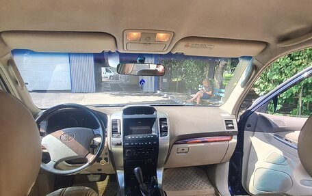 Toyota Land Cruiser Prado 120 рестайлинг, 2004 год, 1 800 000 рублей, 12 фотография