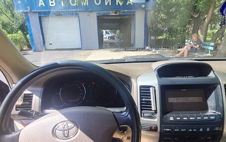 Toyota Land Cruiser Prado 120 рестайлинг, 2004 год, 1 800 000 рублей, 14 фотография
