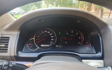 Toyota Land Cruiser Prado 120 рестайлинг, 2004 год, 1 800 000 рублей, 20 фотография