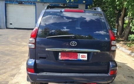 Toyota Land Cruiser Prado 120 рестайлинг, 2004 год, 1 800 000 рублей, 16 фотография