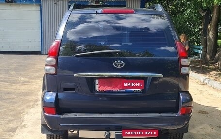 Toyota Land Cruiser Prado 120 рестайлинг, 2004 год, 1 800 000 рублей, 19 фотография