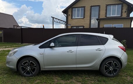 Opel Astra J, 2011 год, 515 000 рублей, 5 фотография