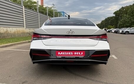 Hyundai Elantra, 2023 год, 2 190 000 рублей, 5 фотография