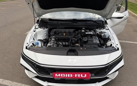 Hyundai Elantra, 2023 год, 2 190 000 рублей, 7 фотография