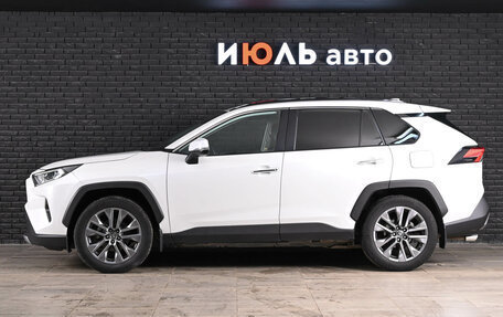 Toyota RAV4, 2020 год, 3 450 000 рублей, 8 фотография