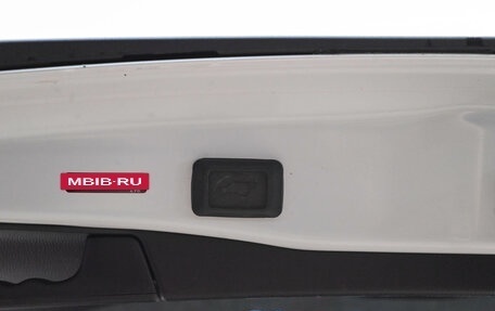 Toyota RAV4, 2020 год, 3 450 000 рублей, 14 фотография