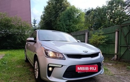 KIA Rio IV, 2018 год, 1 620 000 рублей, 3 фотография