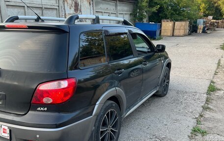 Mitsubishi Outlander III рестайлинг 3, 2006 год, 490 000 рублей, 4 фотография