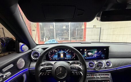 Mercedes-Benz E-Класс, 2020 год, 3 750 000 рублей, 10 фотография