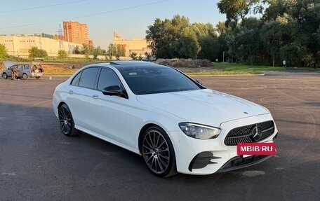 Mercedes-Benz E-Класс, 2020 год, 3 750 000 рублей, 7 фотография