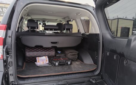 Toyota Land Cruiser Prado 150 рестайлинг 2, 2015 год, 3 800 000 рублей, 9 фотография