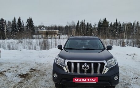 Toyota Land Cruiser Prado 150 рестайлинг 2, 2015 год, 3 800 000 рублей, 2 фотография