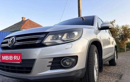 Volkswagen Tiguan I, 2011 год, 1 200 000 рублей, 2 фотография